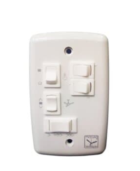 CHAVE P/VENTILADOR DE TETO R3LUZ 3VEL C/CAP.10,0UF 4,0+6,0MF C/REVERSÃO + 3-TECLAS LUZ - P/VENTI-DELTA LOREN SID RIOPRELUSTRES ARGE CICLONE...