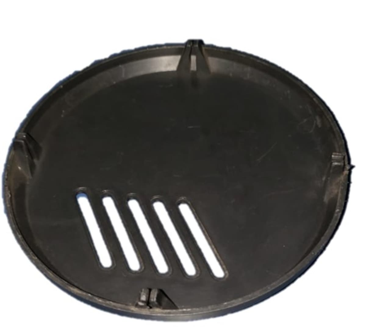 EMBLEMA DA GRADE DO VENTILADOR VENTISOL PRETO - LOGOTIPO ANTERIOR ATé 2018 - ANEL FRONTAL PLASTICO - foto 1 de 2