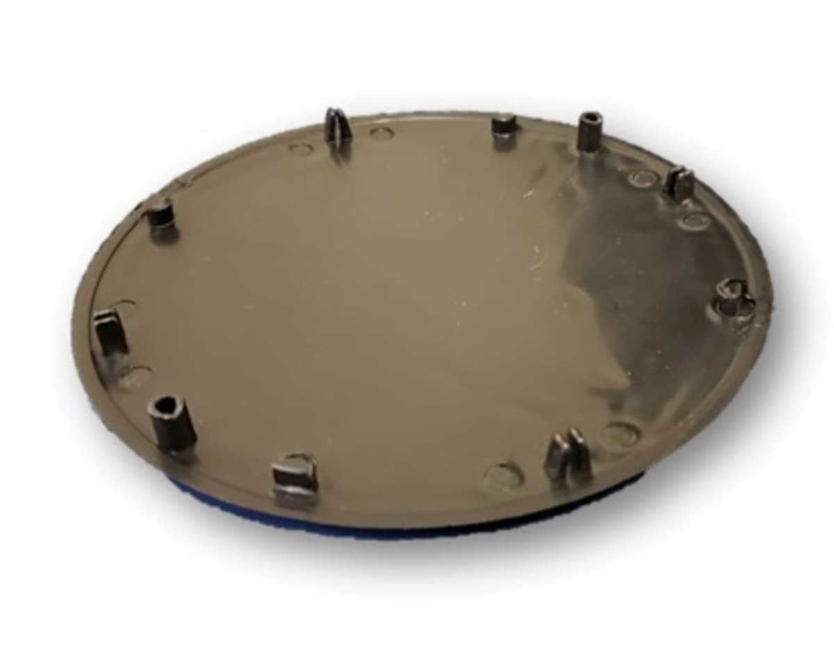 EMBLEMA DA GRADE P/VENTILADOR VENTISOL PRETO - LOGOTIPO ATUAL 2018/2019 P/GRADE METAL 50CM/60CM - ANEL FRONTAL PLASTICO - foto 1 de 2