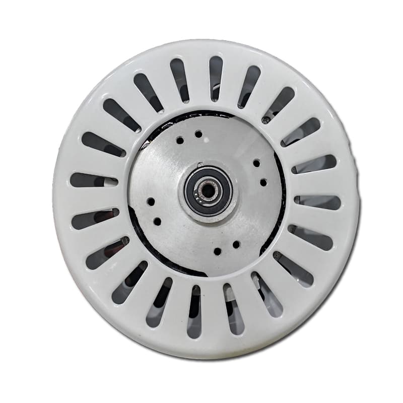 MOTOR P/VENTILADOR DE TETO SUPER CICLONE 110VOLTS COR BRANCA MODELO P/4PAS C/ROSCA P/LUMINARIA EIXO 12MM - *USAR C/CAPACITOR 10,0UF - foto 1 de 3